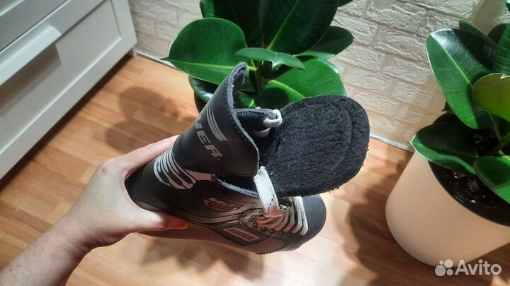 Коньки Bauer, 42 размер