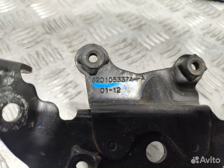 Б/У Кронштейн Renault Trafic#002