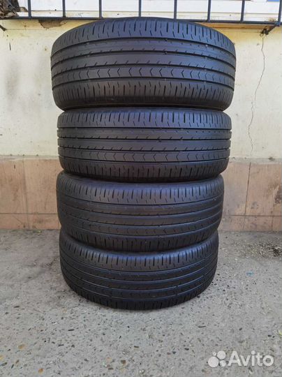 Continental ContiPremiumContact 5 215/55 R17 94V