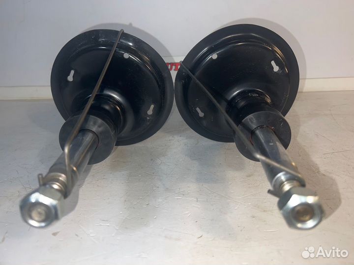 Амортизаторы передние новые Monroe Peugeot 306