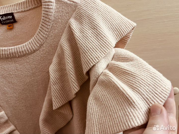 Кофты на девочку 3шт