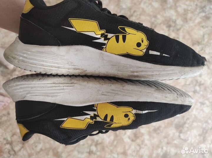 Кроссовки adidas Pokémon 35