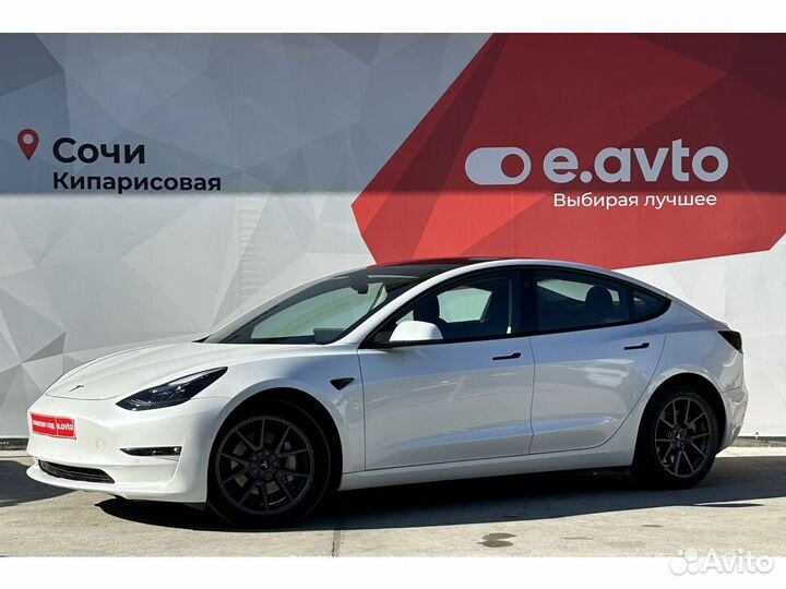 Tesla Model 3 346 л.с. AT, 2021, 17 000 км