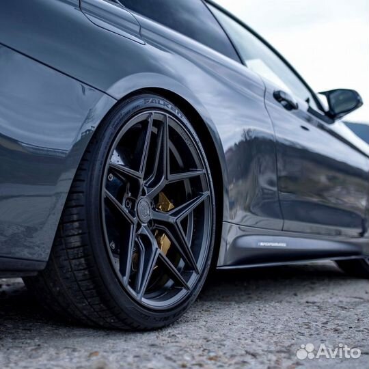 Оригинал GT Performance R22 на Jaguar F-Pace