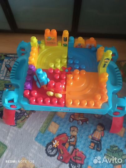 Конструктор-столик Mega blocks