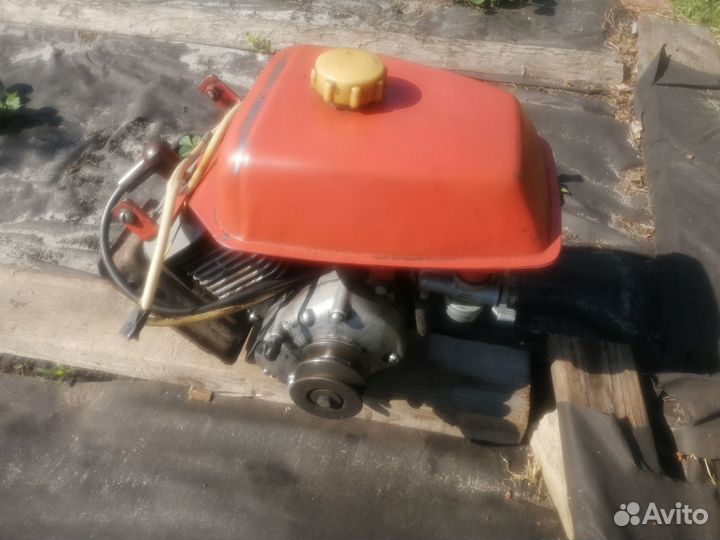 Двигатель на культиватор Крот-2