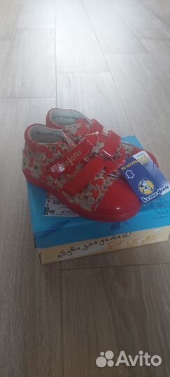 Ботинки для девочки 28 котофей новые