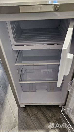 Холодильник маленький