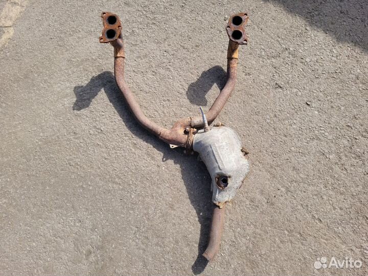 Приёмная труба глушителя на Forester SF