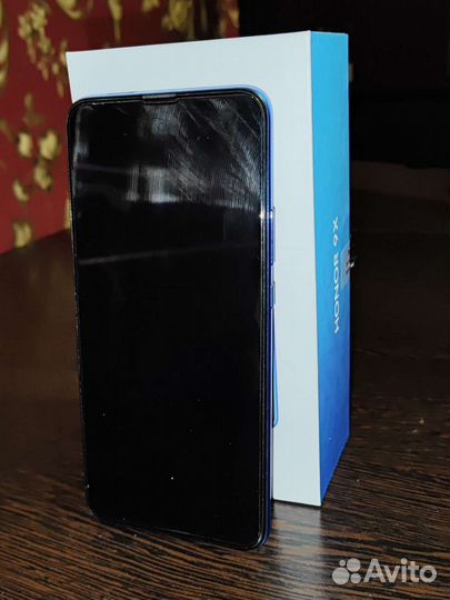 Телефон Honor 9X