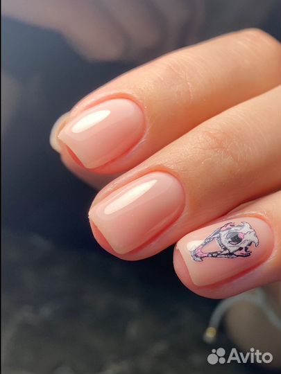 Маникюр на дому