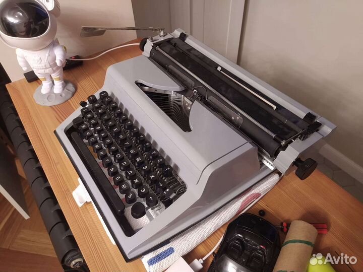 Печатная машинка Любава