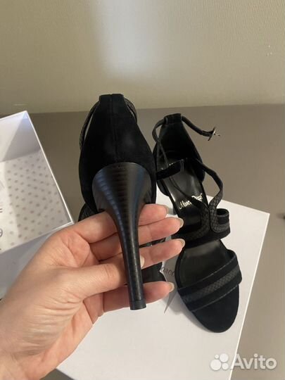 Босоножки Marco Rizzi