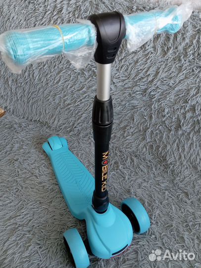 Самокат 3 колесный складной Премиум. Новые