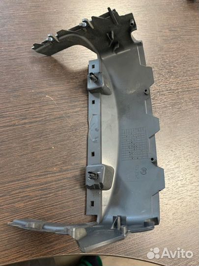 Кожух рулевой колонки Bmw 520D E60 N47 2009