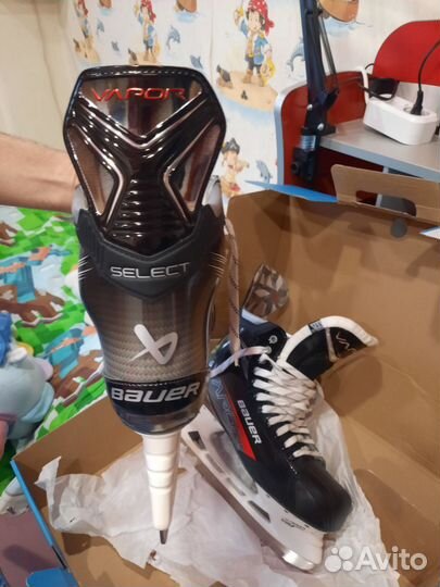 Коньки хоккейные Bauer