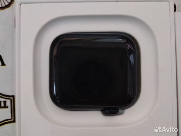 Смарт-часы Apple watch se 40 mm