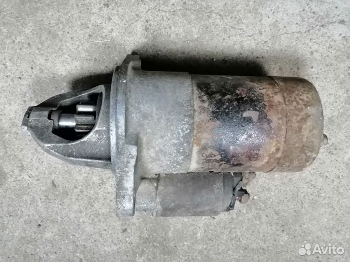 Стартер Subaru