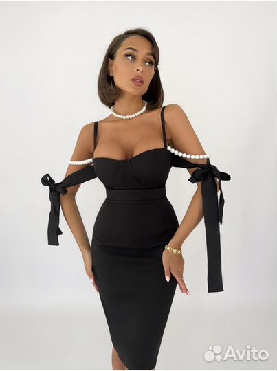 Платье вечернее