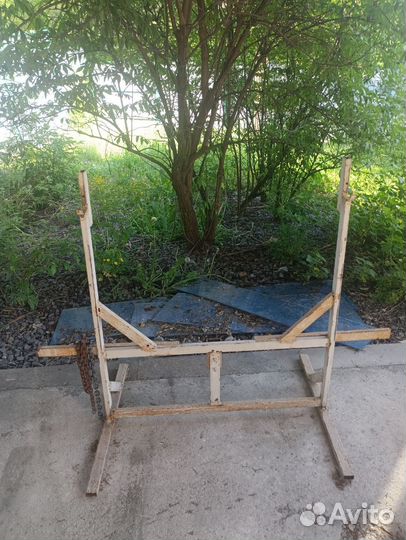 Стойка для жима штанги