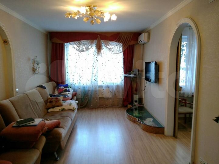 2-к. квартира, 66 м², 1/9 эт.