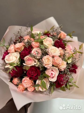 Букет Цветы на 14 февраля Протея Ромашки