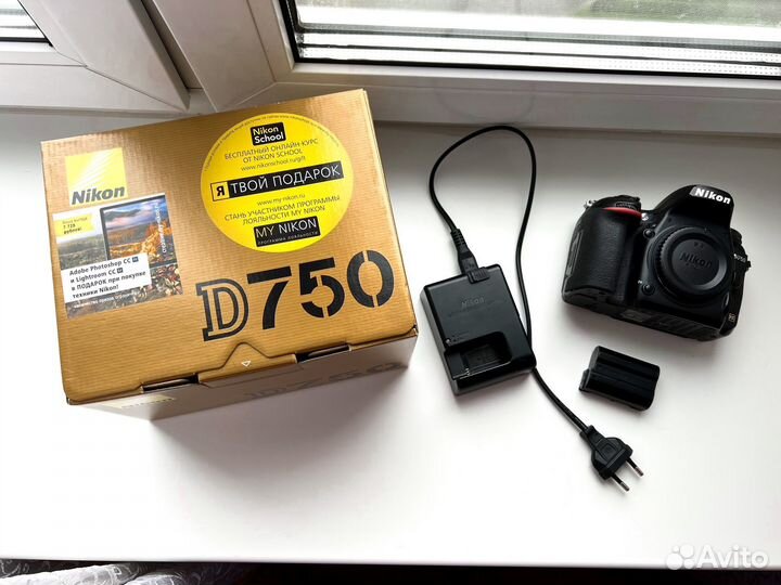 Зеркальный фотоаппарат Nikon D750 full frame