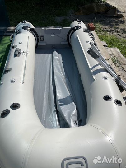 Лодка Silverado 310 А