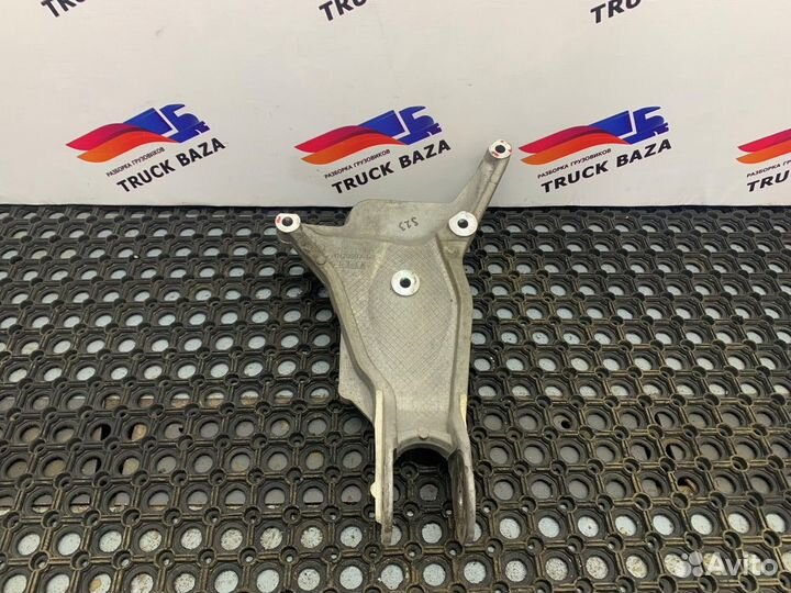 Кронштейн кабины передний левый Scania 5-series