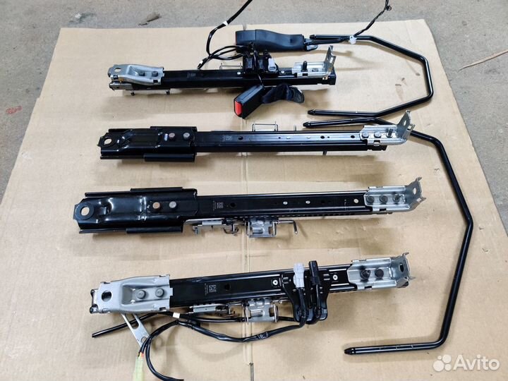 Салазки второго ряда Eclipse cross комплект