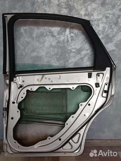 Дверь задняя левая Ford focus 2