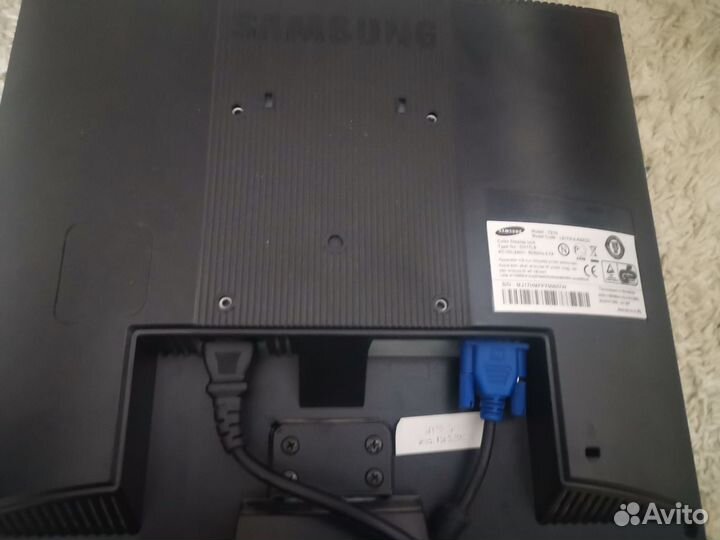 Монитор Samsung 17