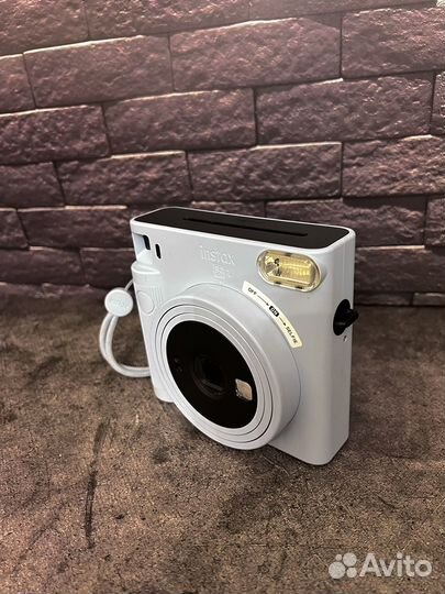Фотоаппарат Instax square SQ1