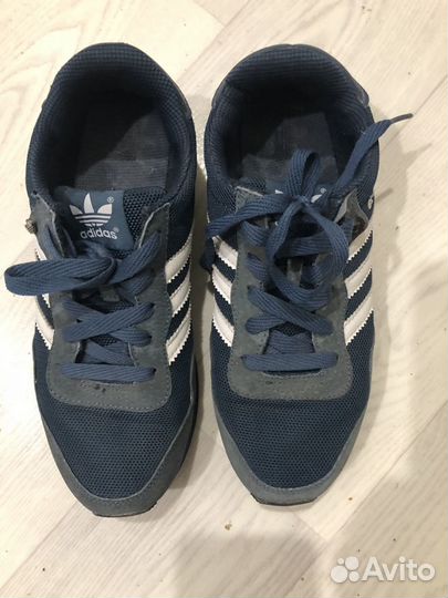 Adidas мужские кроссовки 41 р, оригинал