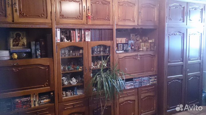 Продам стенку 