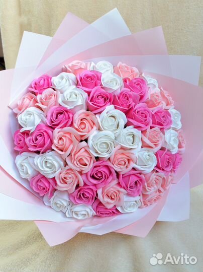 Букет 51 роза из мыла
