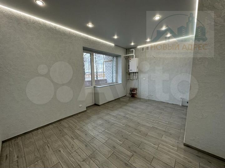 2-к. квартира, 62 м², 1/3 эт.