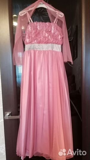 Платье для девочки нарядное