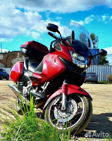Honda NT700V Deauville