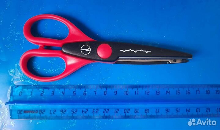 Ножницы фигурные