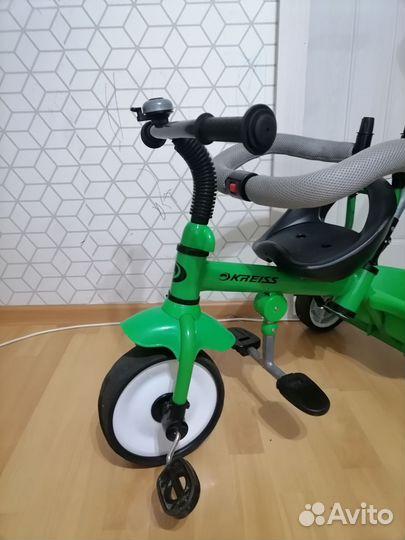 Велосипед с родительской ручкой