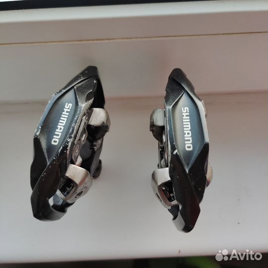 Педали контактные Shimano