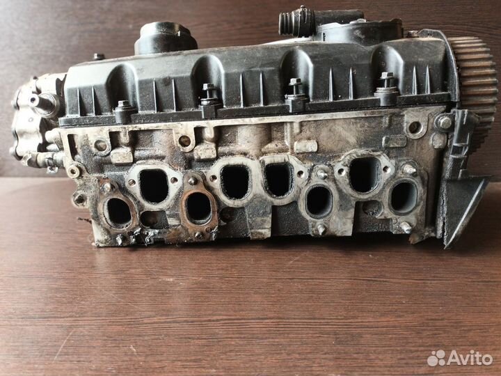Головка блока цилиндров 038103373R volkswagen