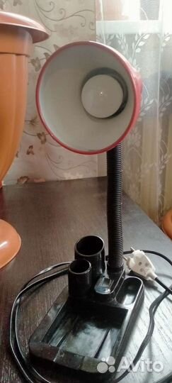 Лампа настольная