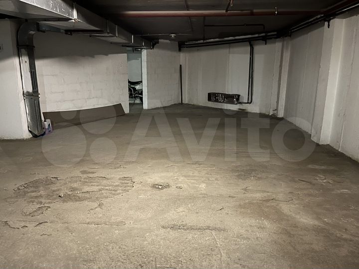 Машиноместо, 24 м²