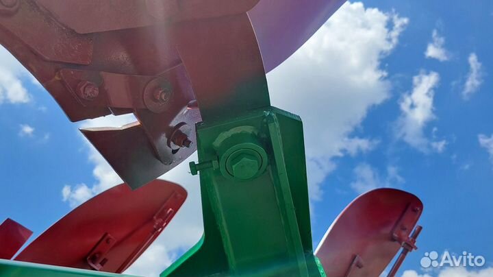 Плуг Минойтовский ремонтный завод 7-8 корп. (ППО-7(8)-40К), 2023