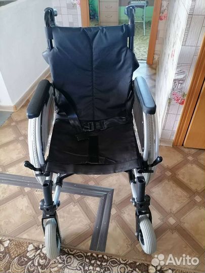 Коляска инвалидная