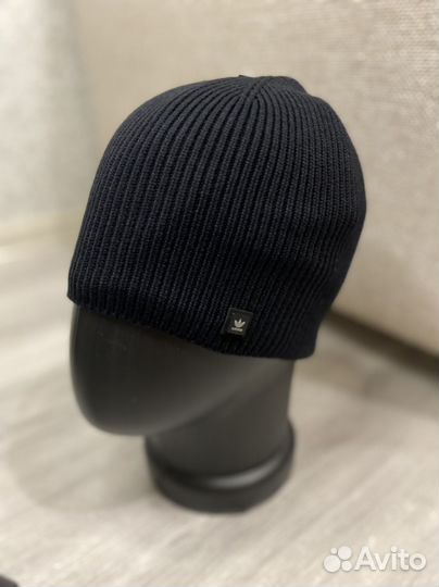 Шапка adidas черная на флисе