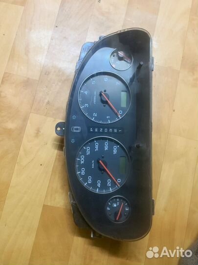 Subaru legacy щиток приборов