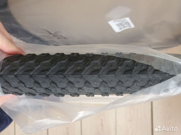 Покрышки для велосипеда 27.5х2.1 комплект
